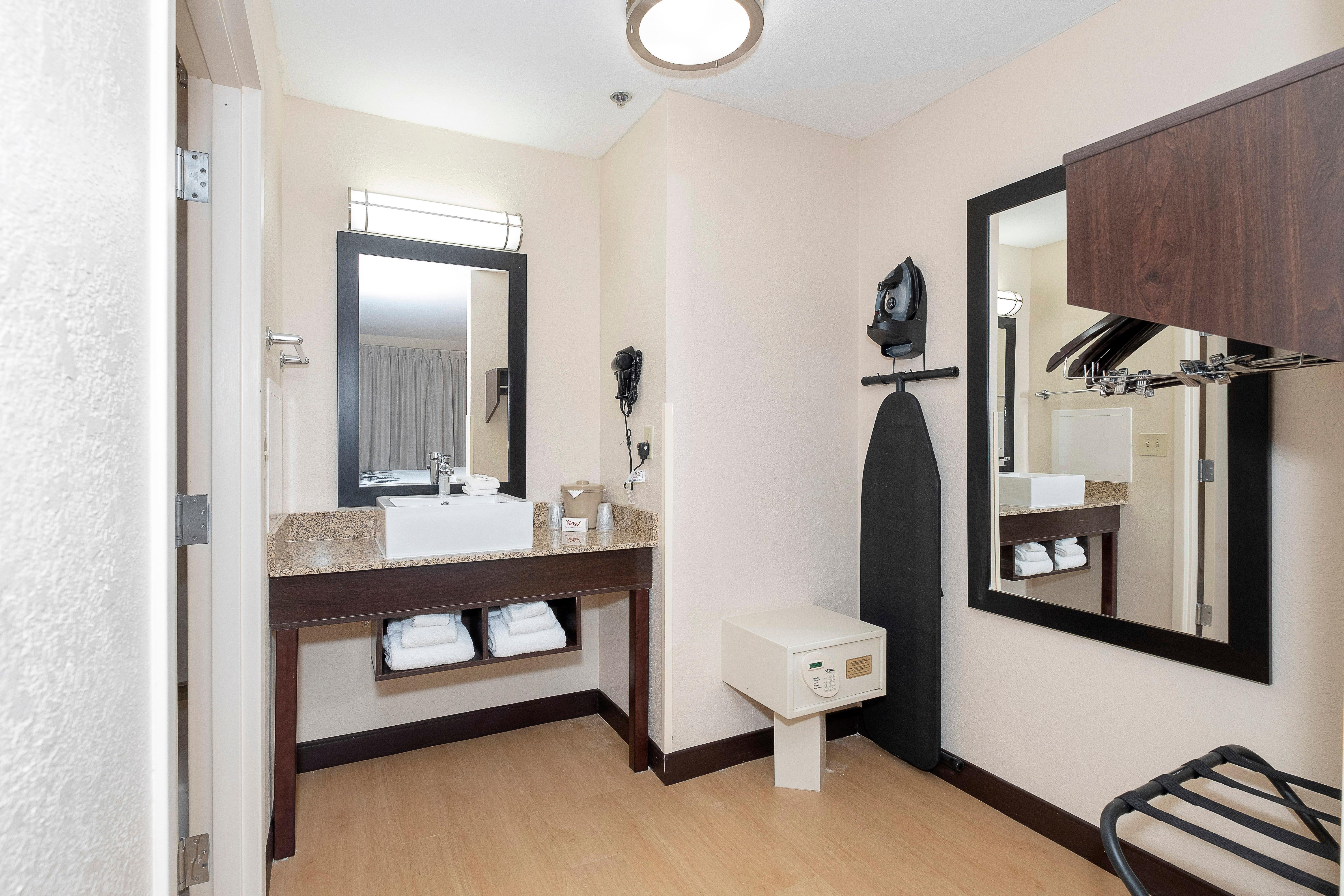 Red Roof Inn Plus+ Jacksonville - Southpoint Extérieur photo